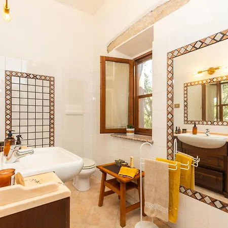Isolotto A 150 M Dal Mare Tatil Evi *